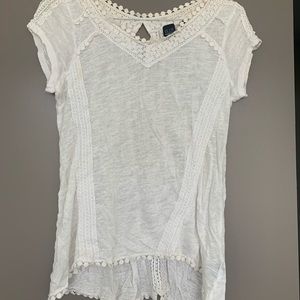 White casual blouse / t-shirt